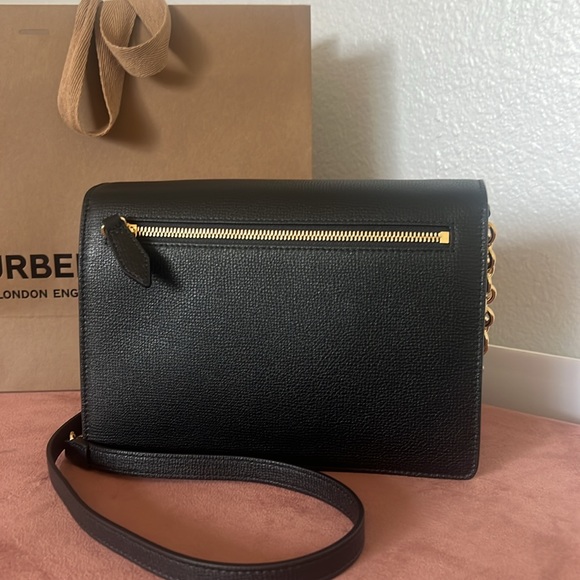 Burberry Crossbody - Picture 4 of 10